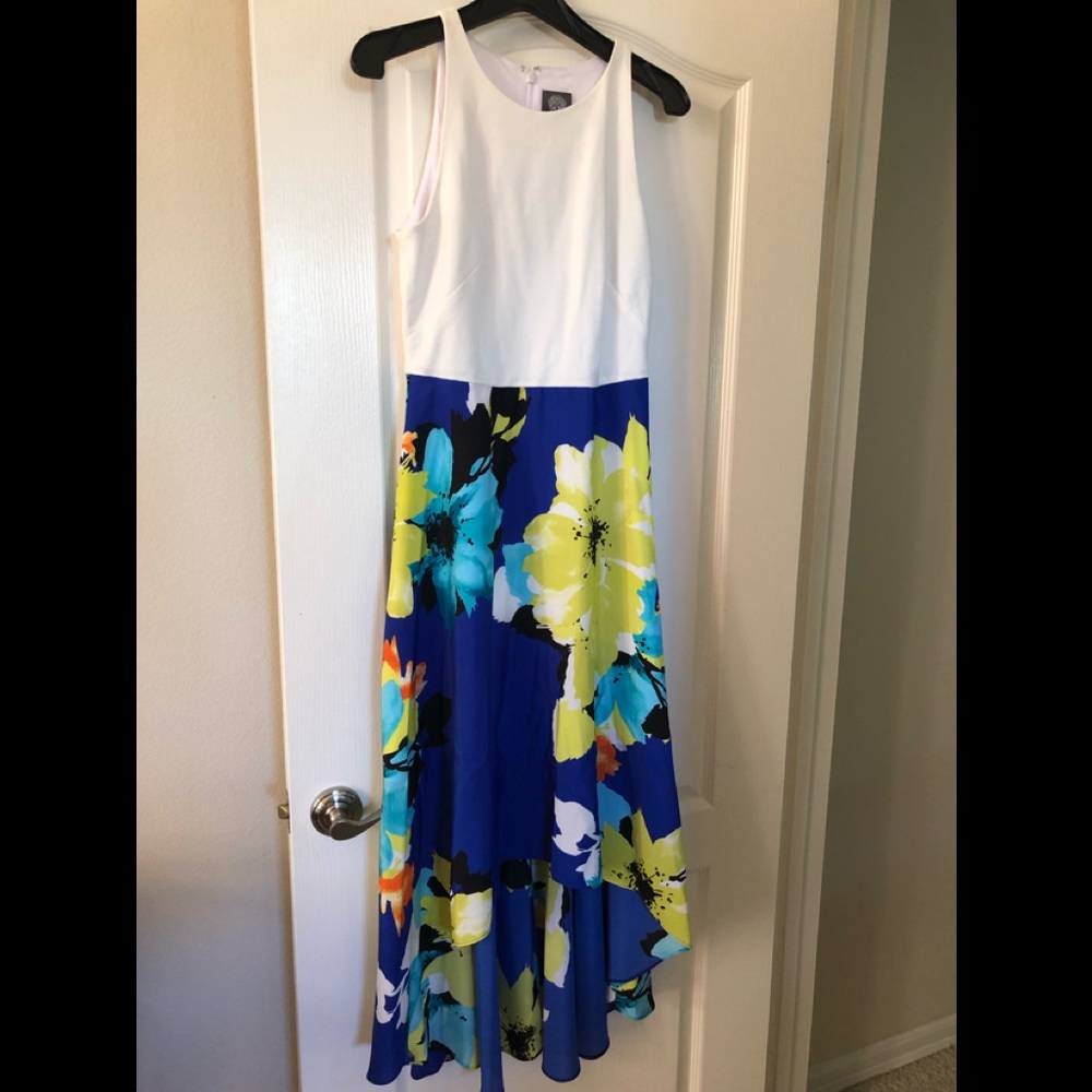 Women dress